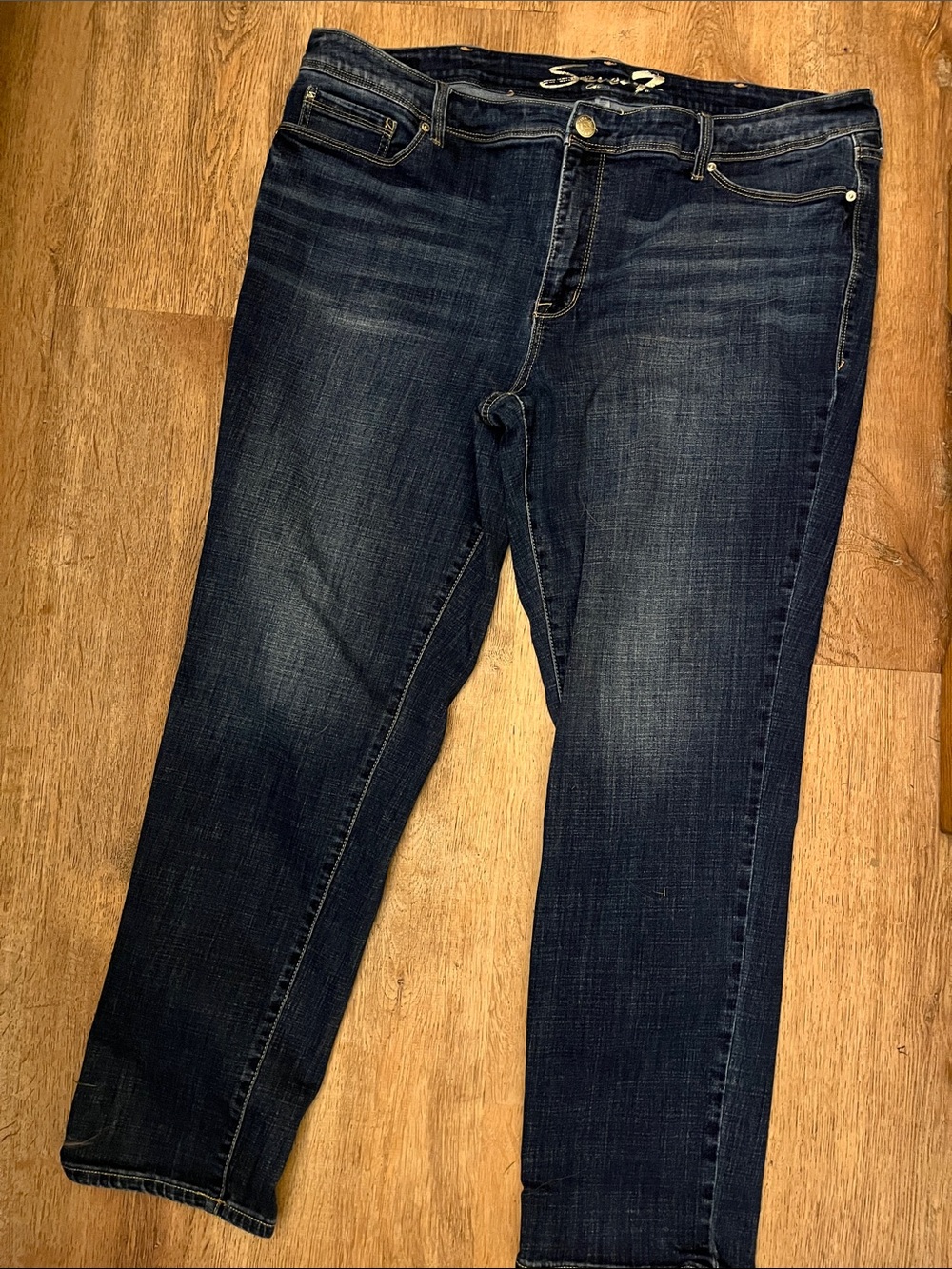 7 For All Mankind Women’s Straight Leg Jeans - Dark Blue Wash